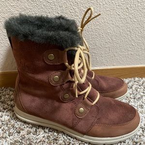 Women’s SOREL Explorer Joan Boot Size 8.5